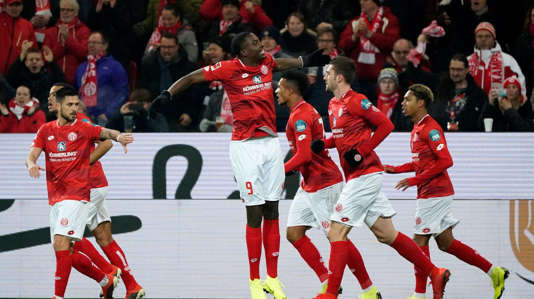 英雄联盟S15全球总决赛入围赛几时开打-意甲赛后走向成谜，勒沃库森更衣室发声，质疑声仍在，阵容厚度经受考验