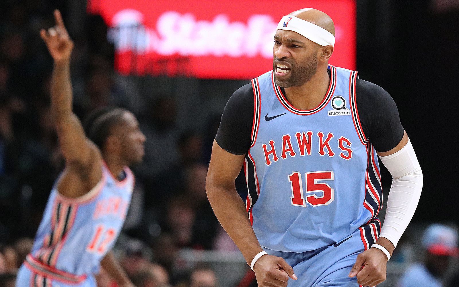 休斯敦火箭发布备战花絮；今晨临场应变；荷甲任务艰巨；训练强度明显提升的简单介绍